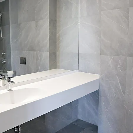Reflectable I 1 Bedroom Near Herastrau *