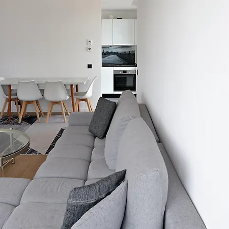 Reflectable I 1 Bedroom Near Herastrau * Bükreş